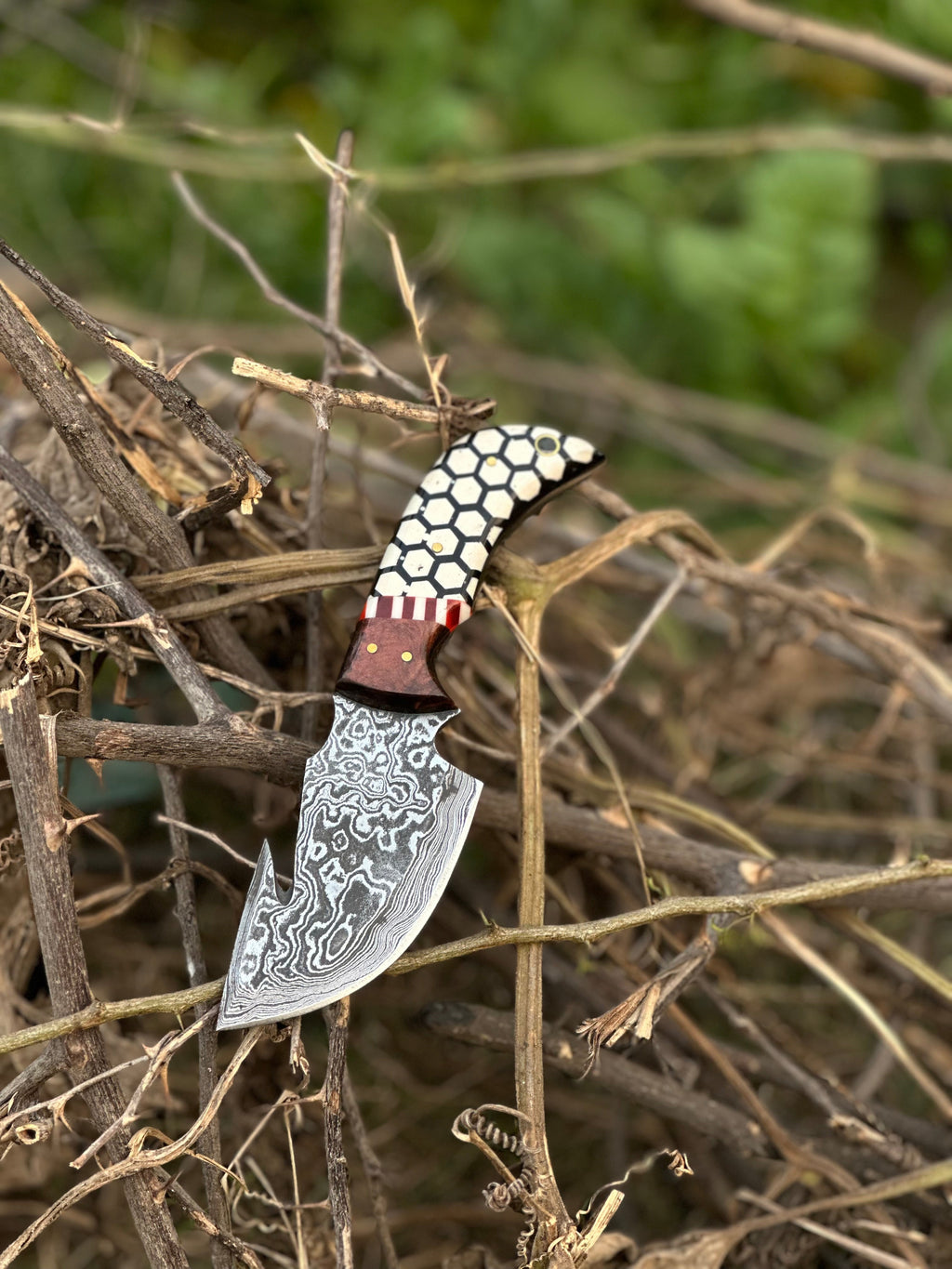 Custom Handmade Damascus Steel Guthook Skinning Knife with Rosewood & Resin Handle - 7.5” with Leather Sheath